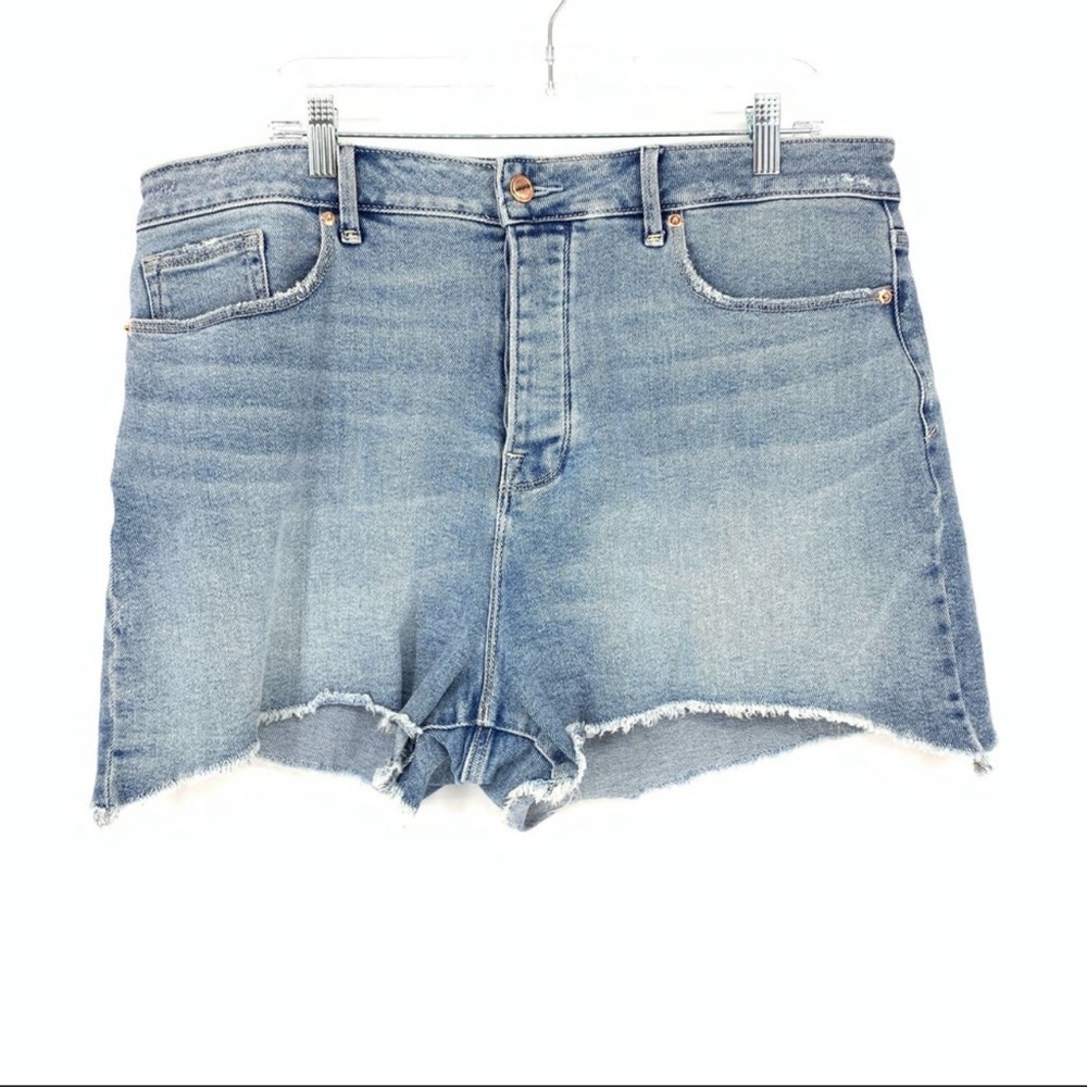Good American Women's Sz 16 Jeans Short High Rise Distressed Hem 5 Pocket Design